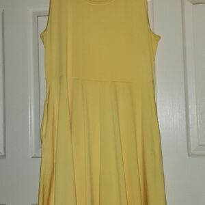 LuLaRoe Vibrant Yellow Top